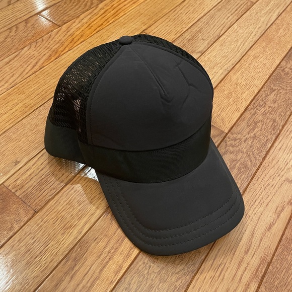 lululemon athletica Accessories - Lululemon black hat. New without tags.